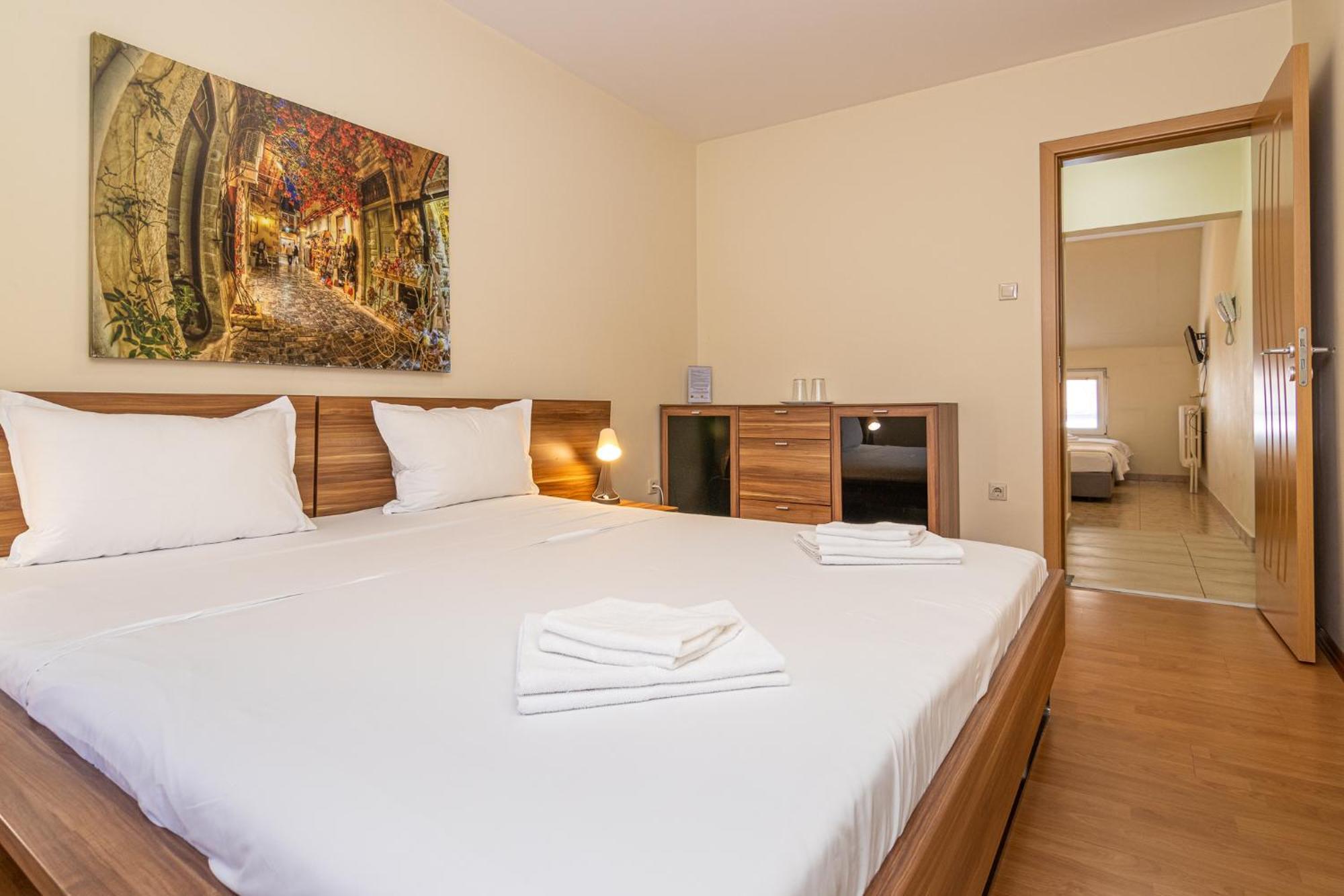 Family Hotel Madrid Sofia Exterior photo