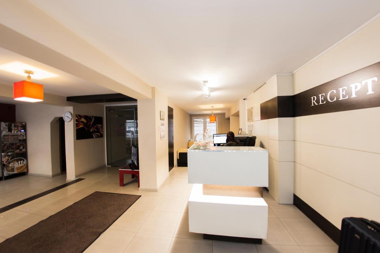 Family Hotel Madrid Sofia Exterior photo